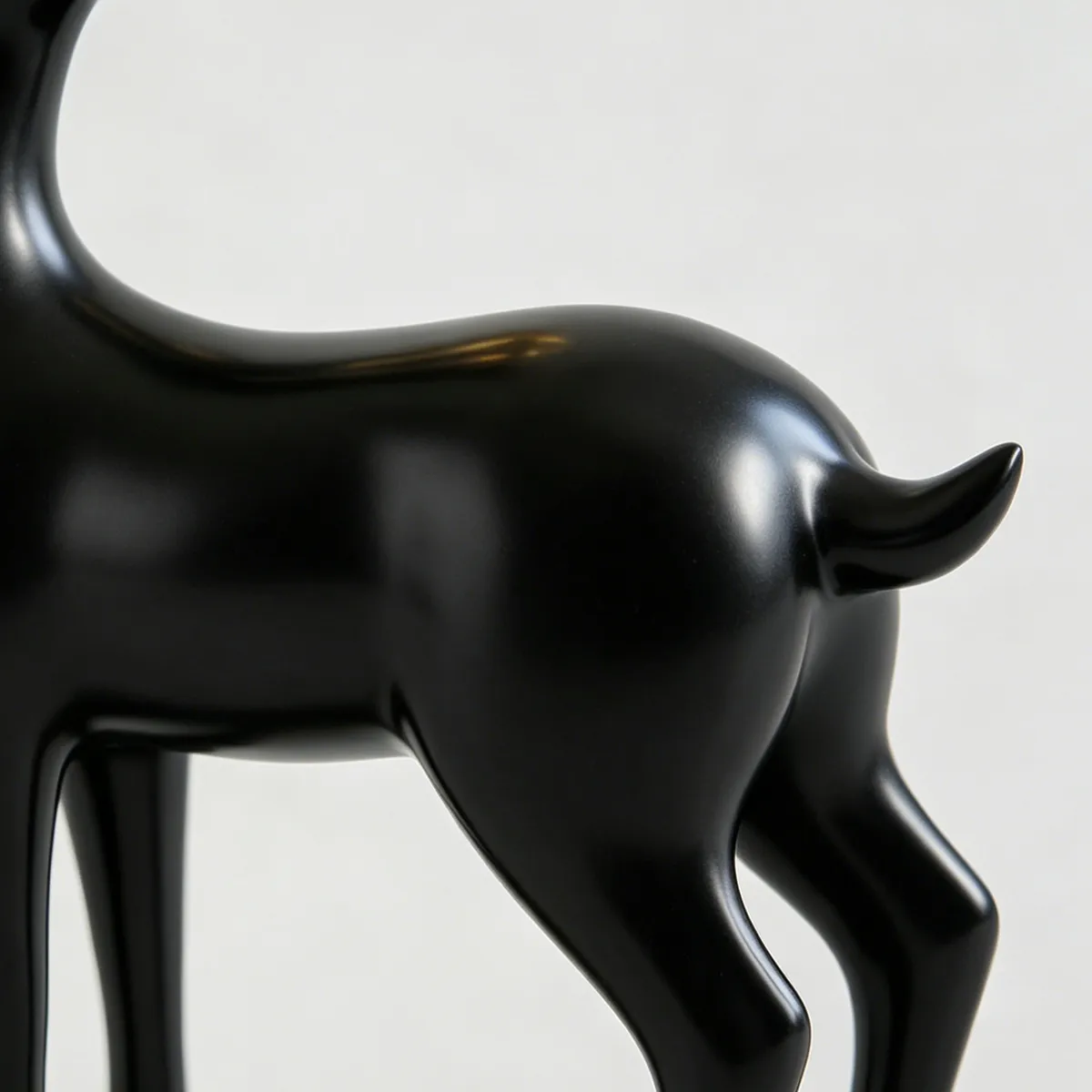 3PCS Black Deer Figurine with Decorative Plate Set Luxury Resin Animal Sculptures — image 10