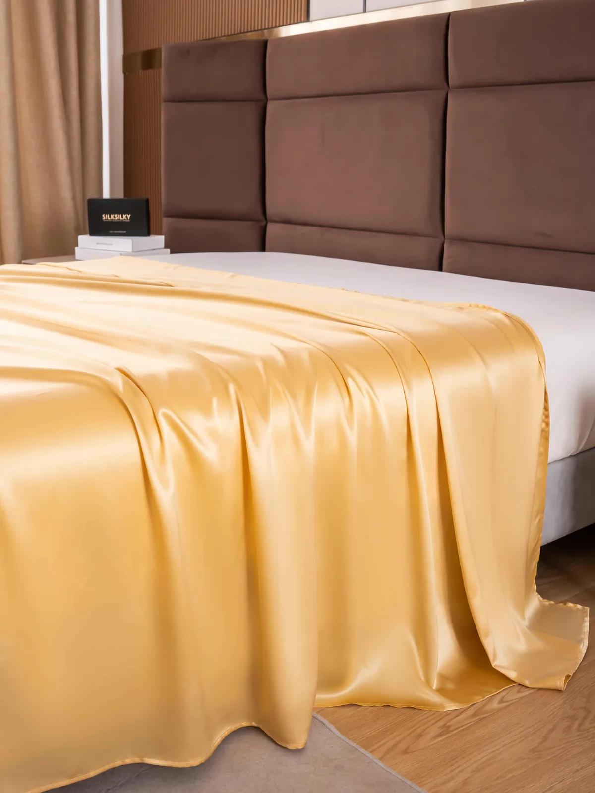 19Momme Mulberry Silk Seamless Flat Sheet — image 3