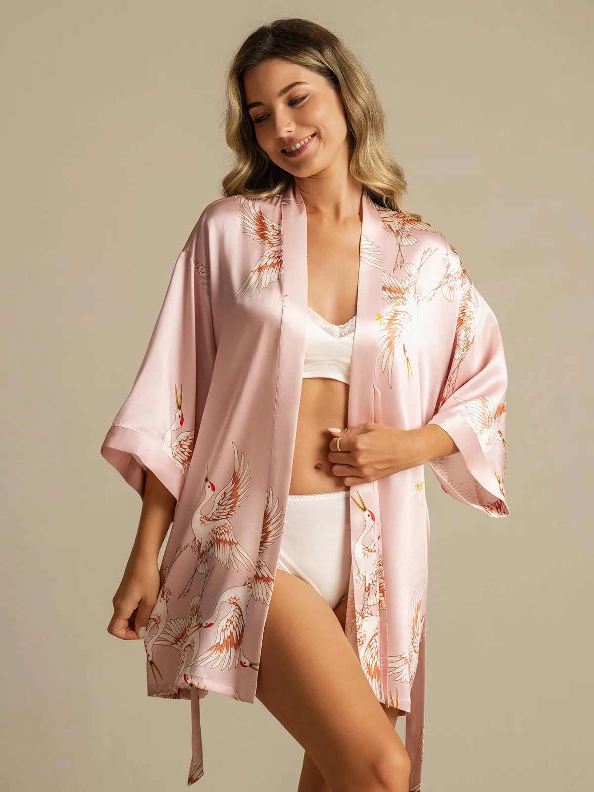 19Momme 100% Mulberry Silk Crane Print 3/4 Sleeve Short Women's Kimono Robe with Wrap Design — image 3