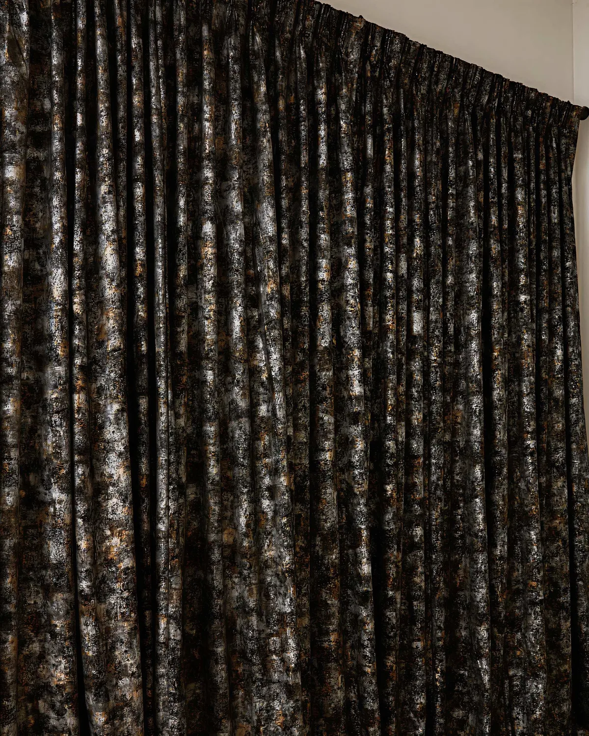 Impression 79 x 124 inch Triple French Pinch Pleat Black Foil Printed Velvet Patterned Curtain — image 5