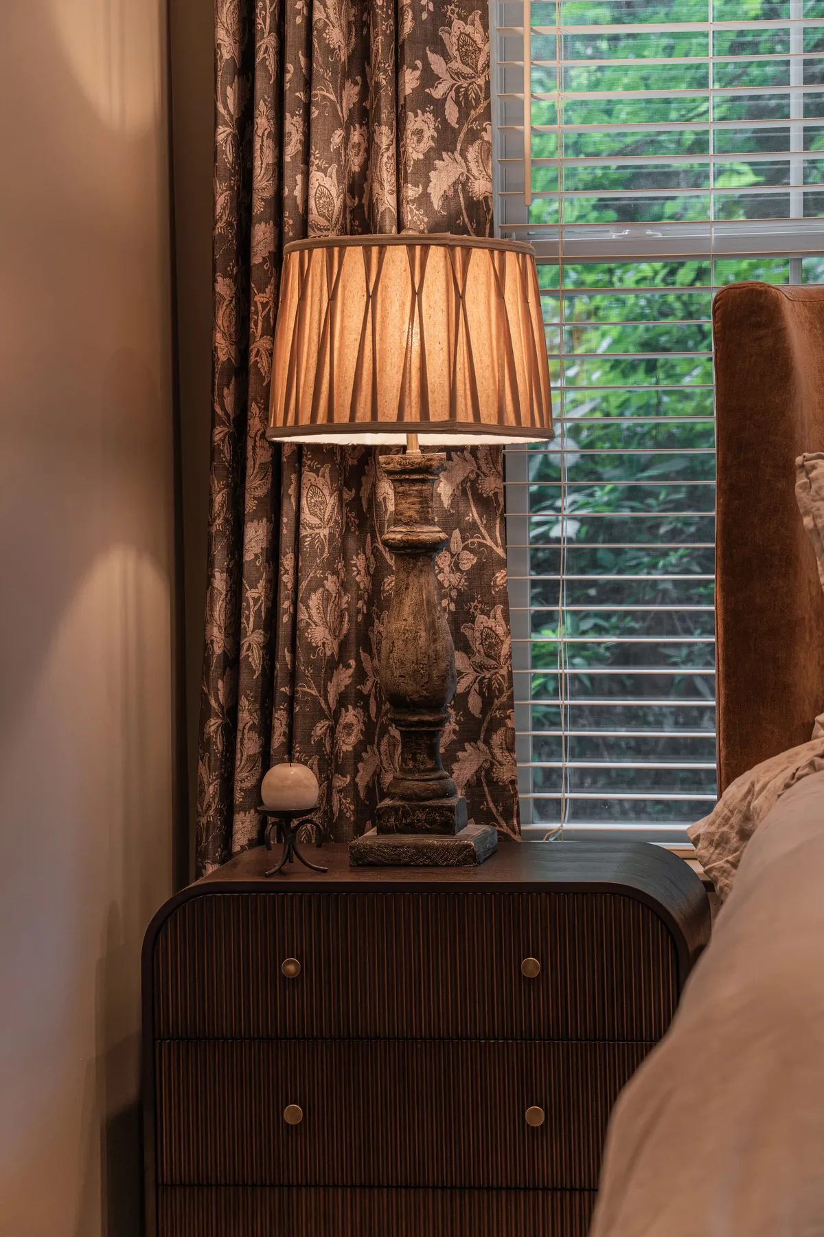 TheNottingHome x TheHues Cottage Bloom Linen Blend Floral Patterned Custom Curtain — image 4