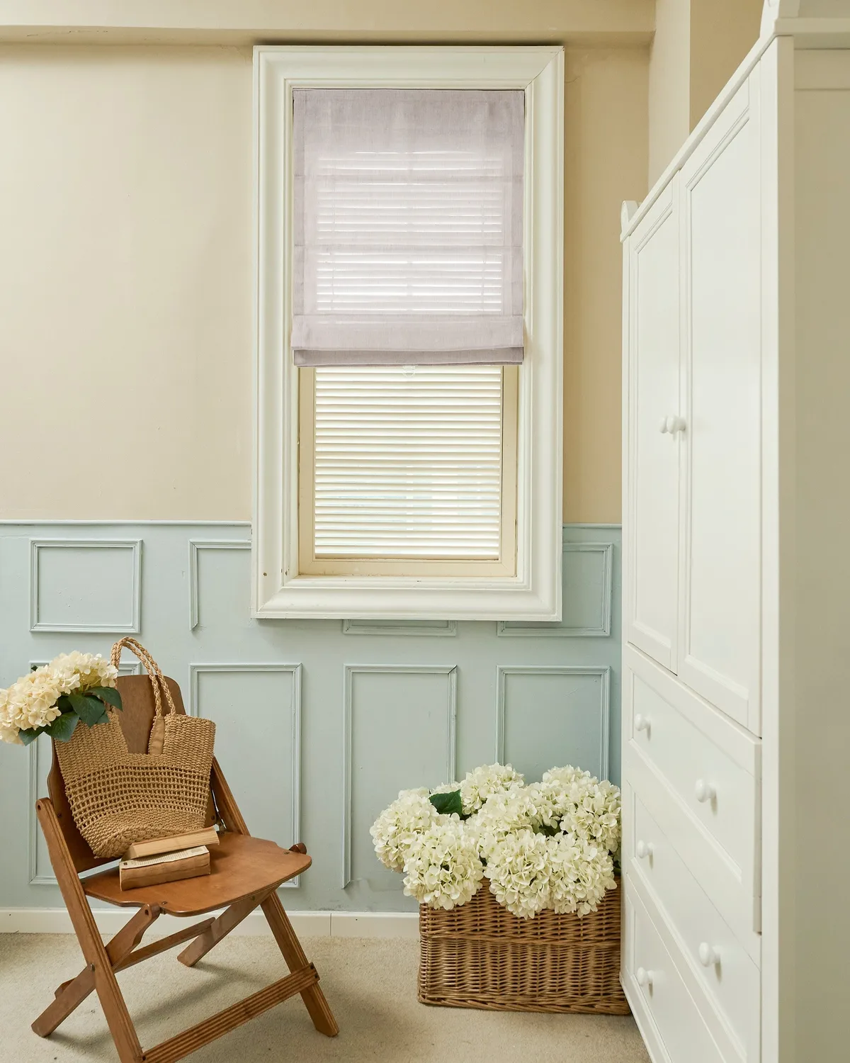 Thistle Sheer Flat Fold Cordless Custom Roman Shade — image 3