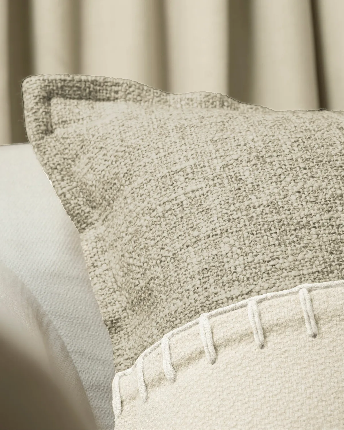 Zane Wool Blend Yarn Stitched Lumbar Pillowcase — image 4