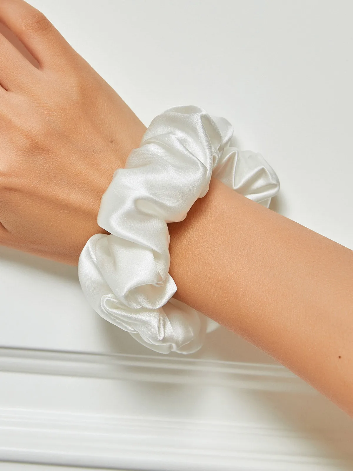 100% Mulberry Silk Soft Large Hair Scrunchie