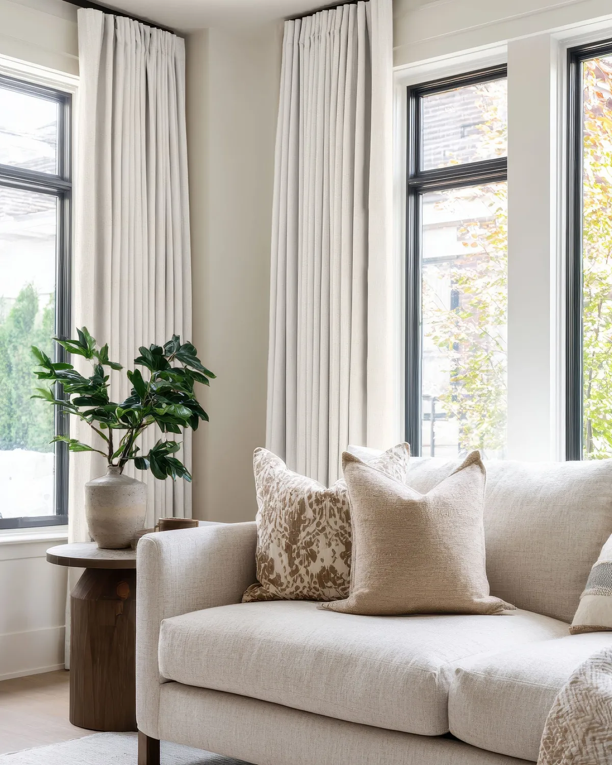 Zoe 100% Blackout Linen Look Custom Curtain — image 3