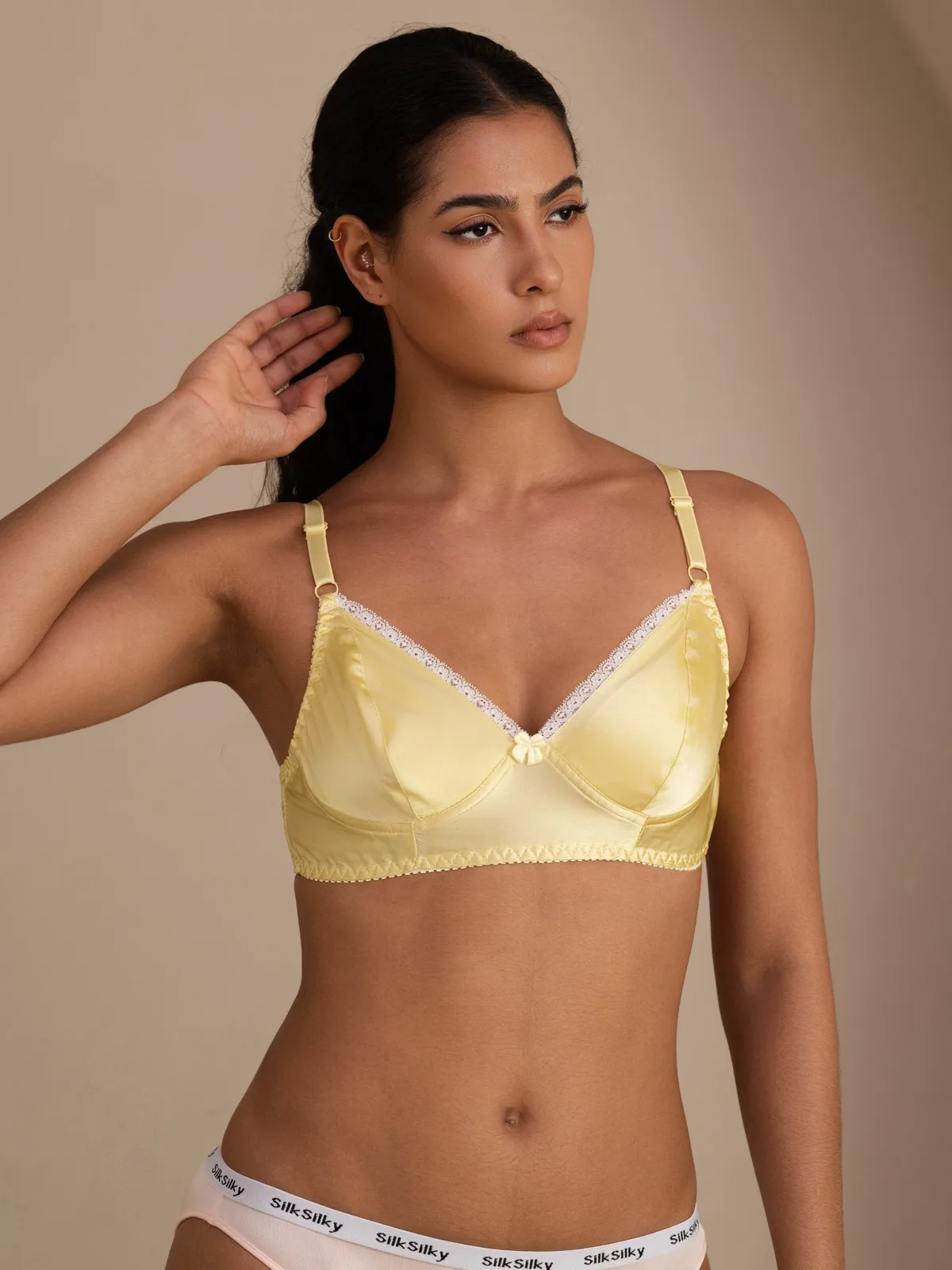 100% Mulberry Silk Wireless Comfy Bra with Adjustable Straps — image 4