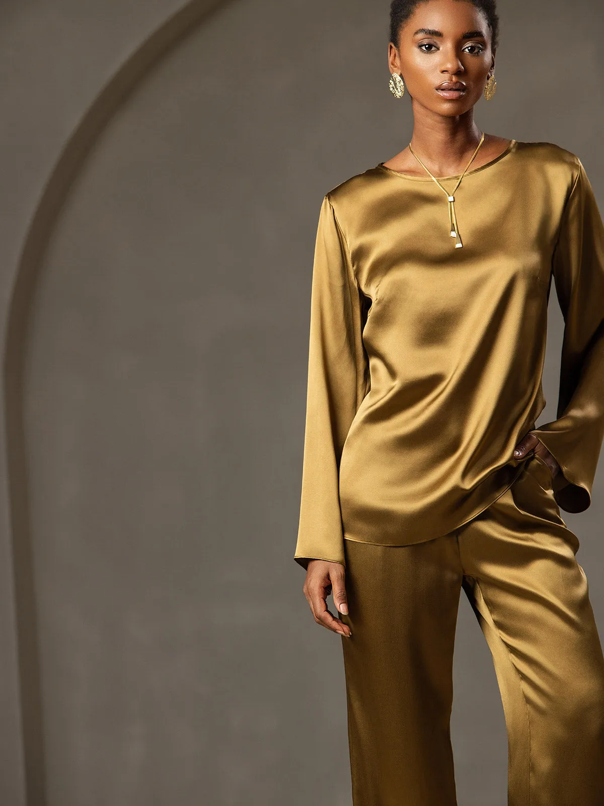 19Momme Silk Bell Sleeve Boat Neck Women's Top — image 5