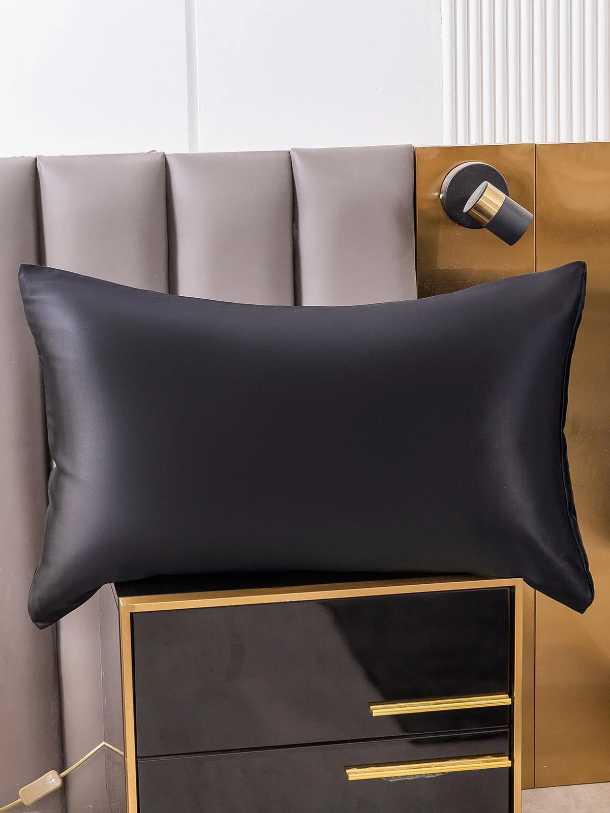 30Momme Luxurious 100% Silk Pillowcase - Hidden Zipper — image 7