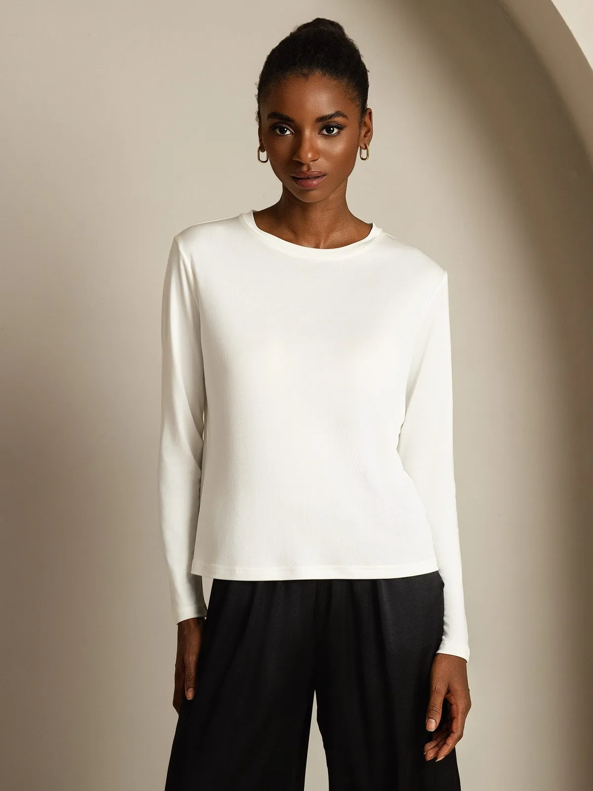 Women's 100% Mulberry Silk Long Sleeve Crew Neck Top — image 3