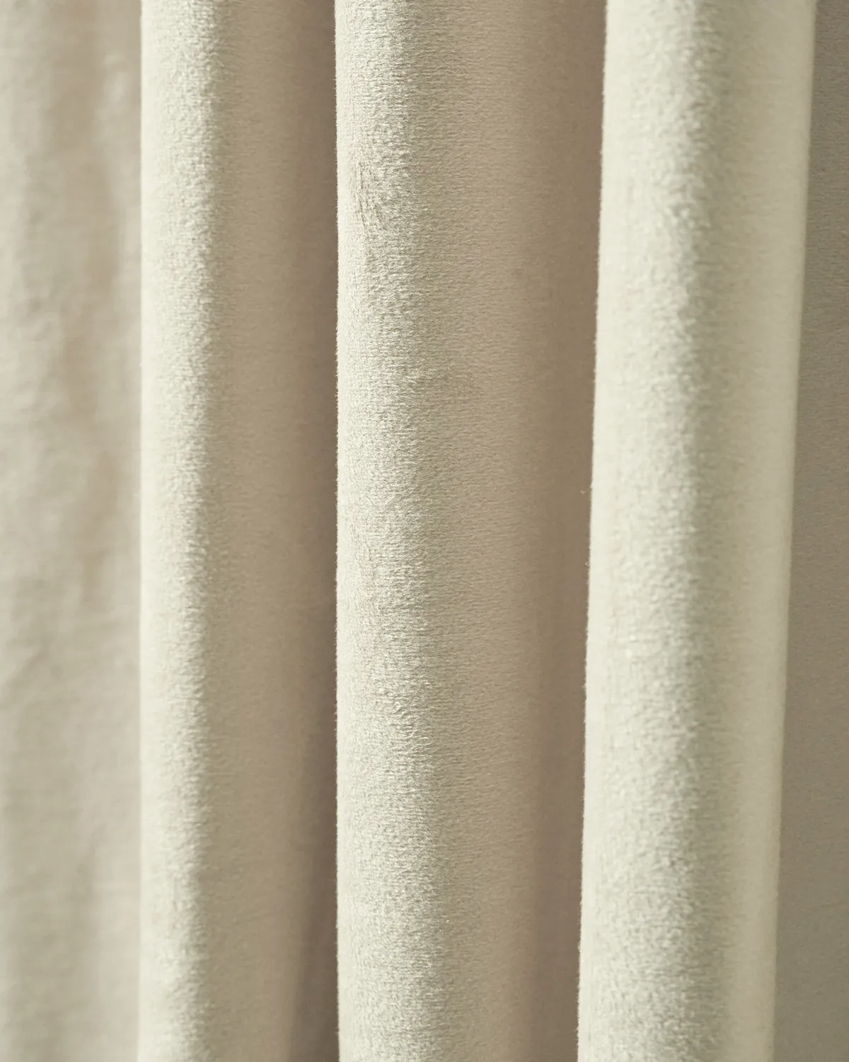 Classic 4 Layers Velvet Heavyweight Soundproof Thermal 100% Blackout Custom Curtain — image 2