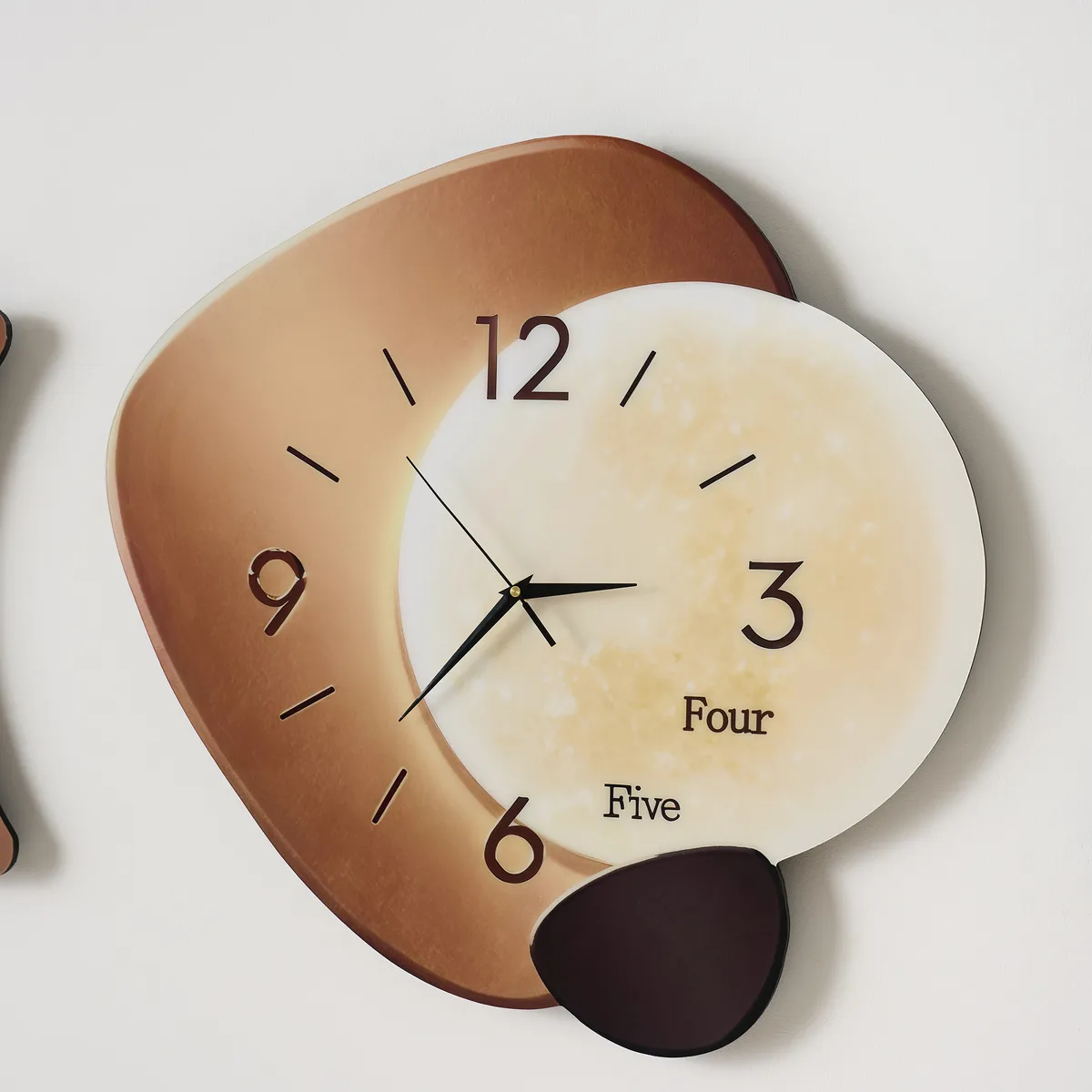 3-Piece Pebble-Shaped Battery-Operated Wall Clock with Acrylic and MDF Panels — image 9