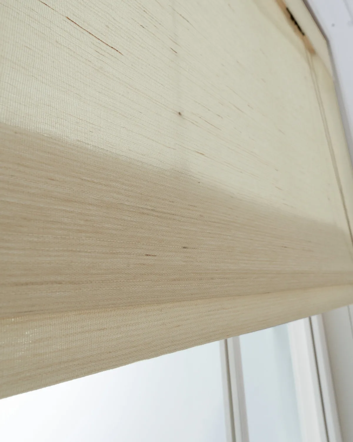 Yuki Linen Motorized Woven Shade - White — image 5