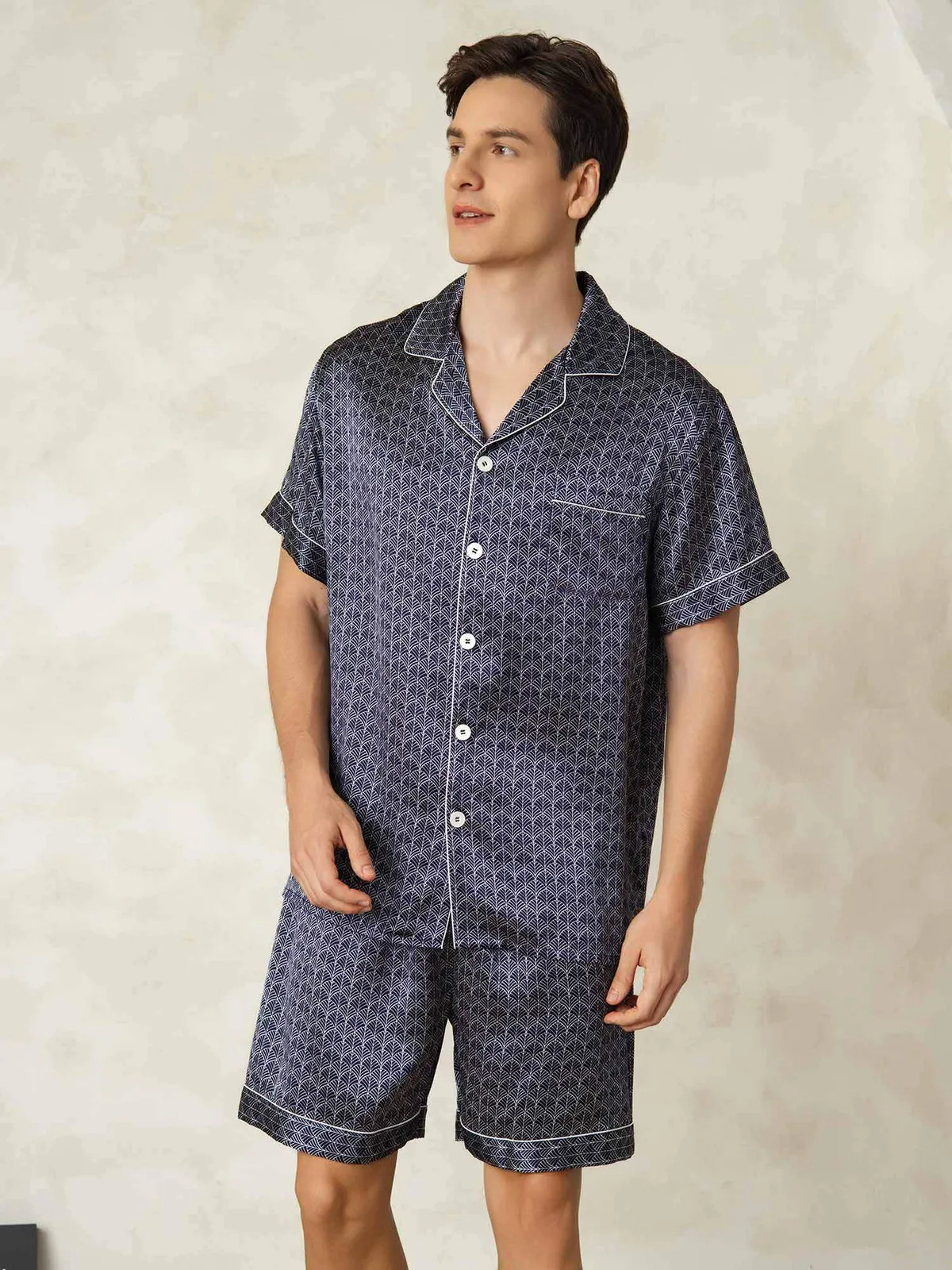 Men's 100% Mulberry Silk Ginkgo Print Short Sleeve Lapel Collar Pajamas Set — image 4