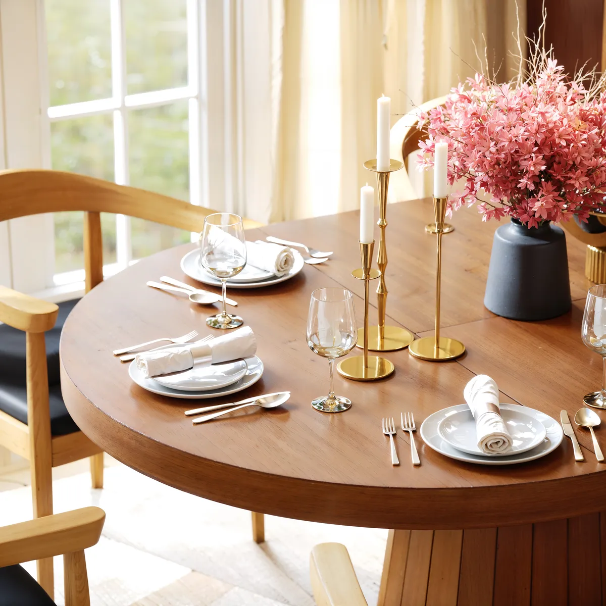 Japandi 39"-55" Extendable Dining Table for 6 White Oval&Round Table Pedestal — image 29