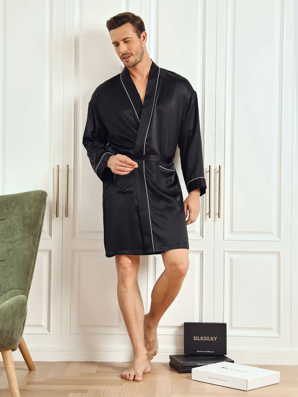 100% Mulberry Silk Classic Kimono Sleeve Men's Robe — image 3