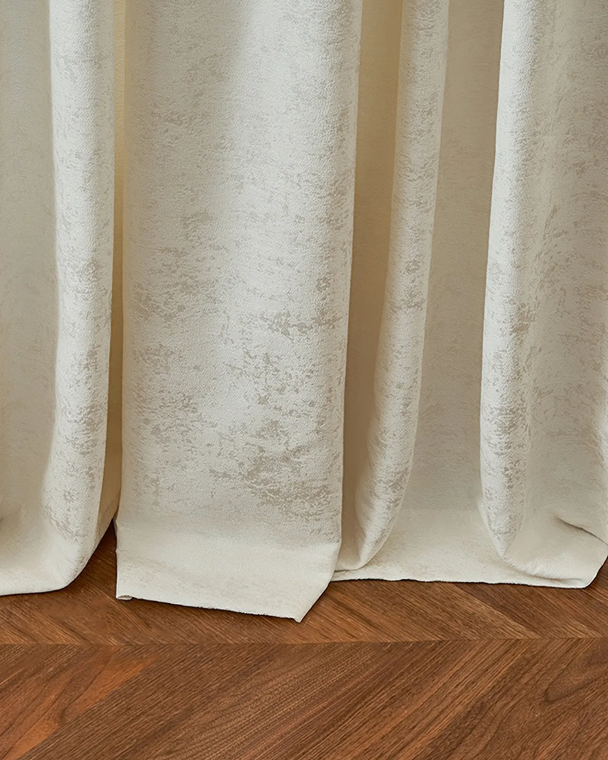 Ambient 4 Layers Heavyweight Soundproof Thermal 100% Blackout Anti-Dust Jacquard Custom Curtain — image 4