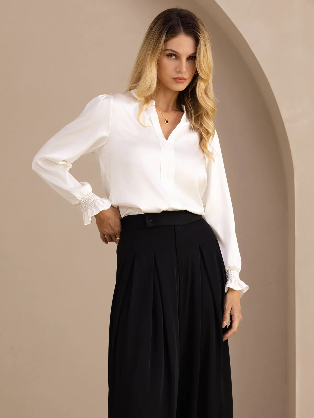 19Momme Silk Women’s Split Neck Long Sleeve Blouse — image 4
