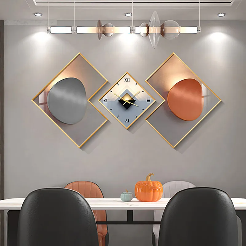 Modern 3-Piece Wall Clock Set – Functional Geometric Art with Gold Frames — image 2