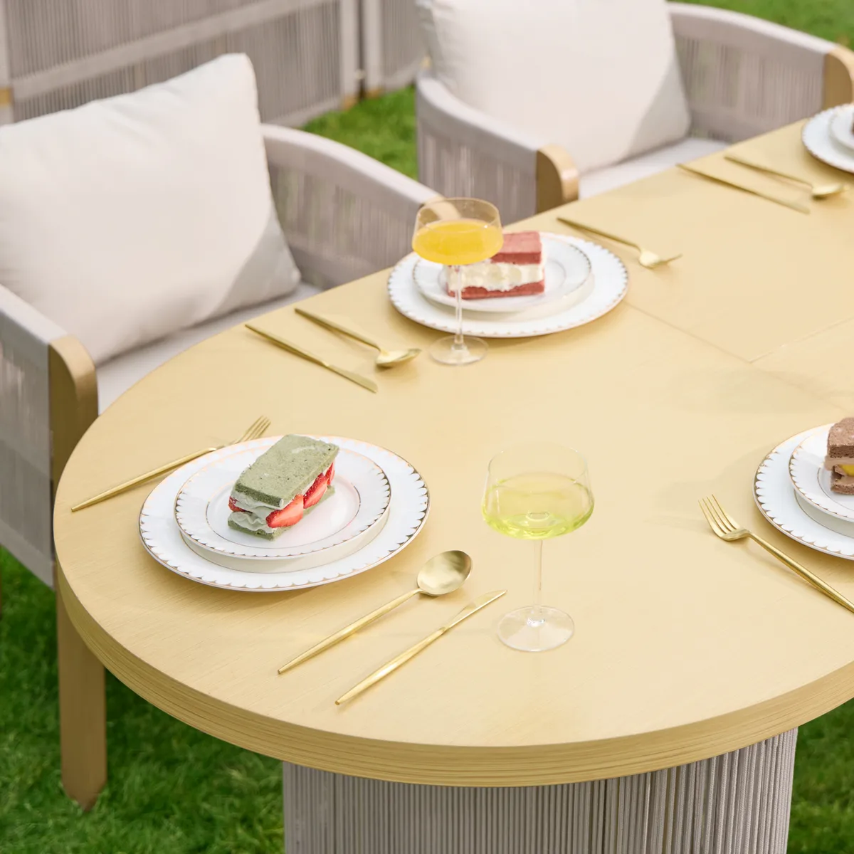 Costra 9-Piece Outdoor Rope & Aluminum Extendable Dining Set with 8 Chairs — image 15
