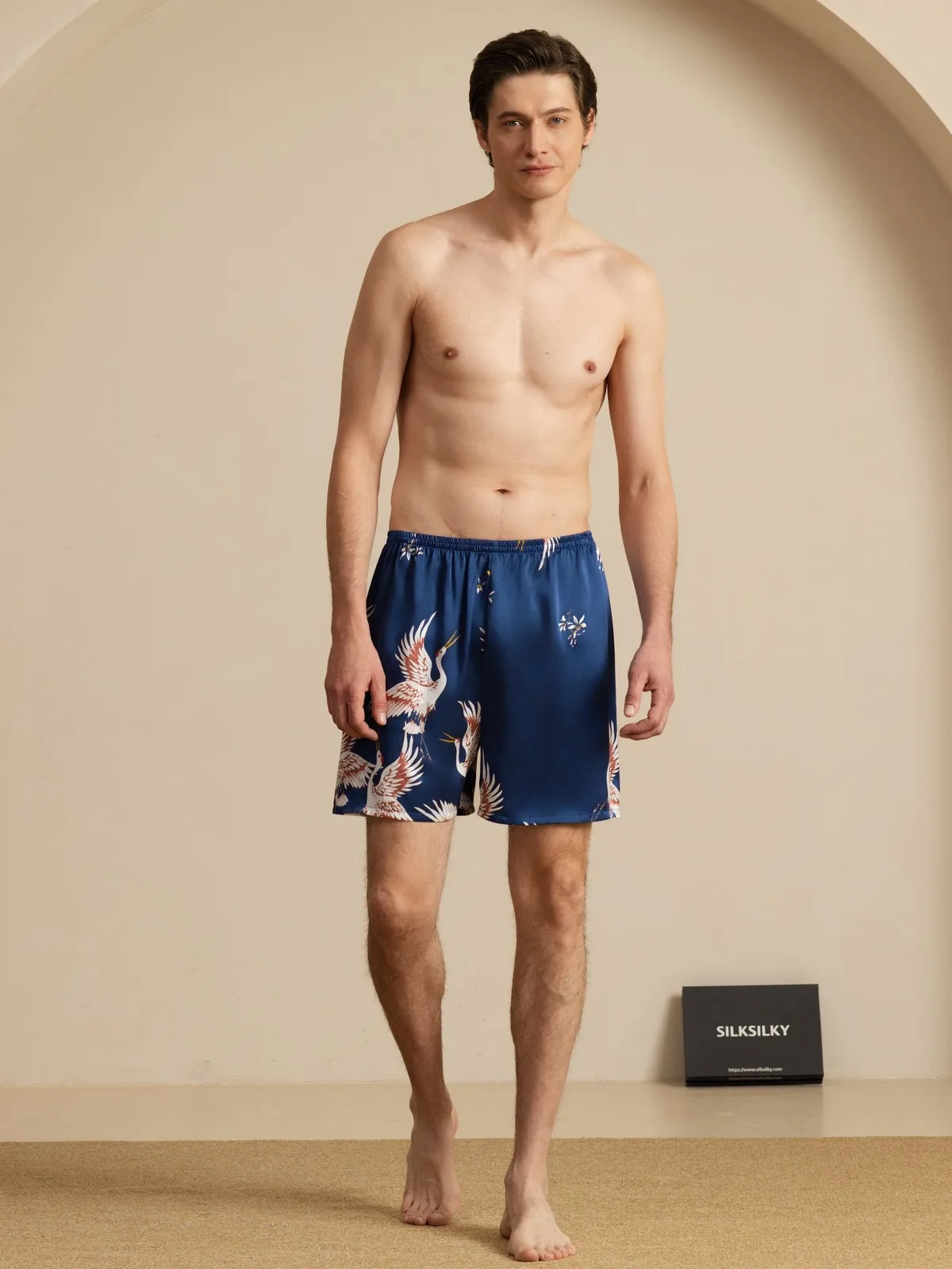 19Momme 100% Mulberry Silk Men's Crane Print Elastic Waist Sleep Shorts — image 5