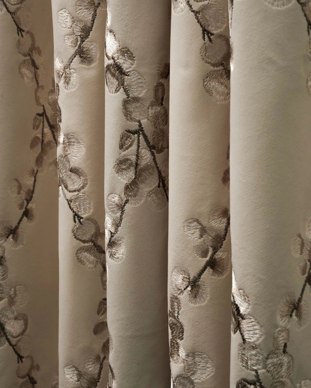 Flora 52 x 95 inch Double French Pinch Pleat Light Taupe Velvet Emboidered Floral Pattern Curtain — image 3