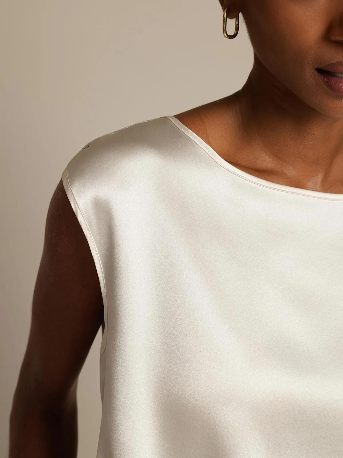 19Momme Silk Cap Sleeve Round Neck Women's Top — image 4