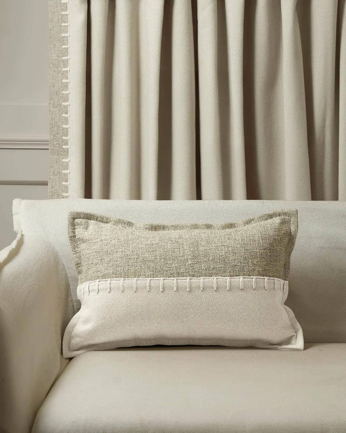 Zane Wool Blend Yarn Stitched Lumbar Pillowcase