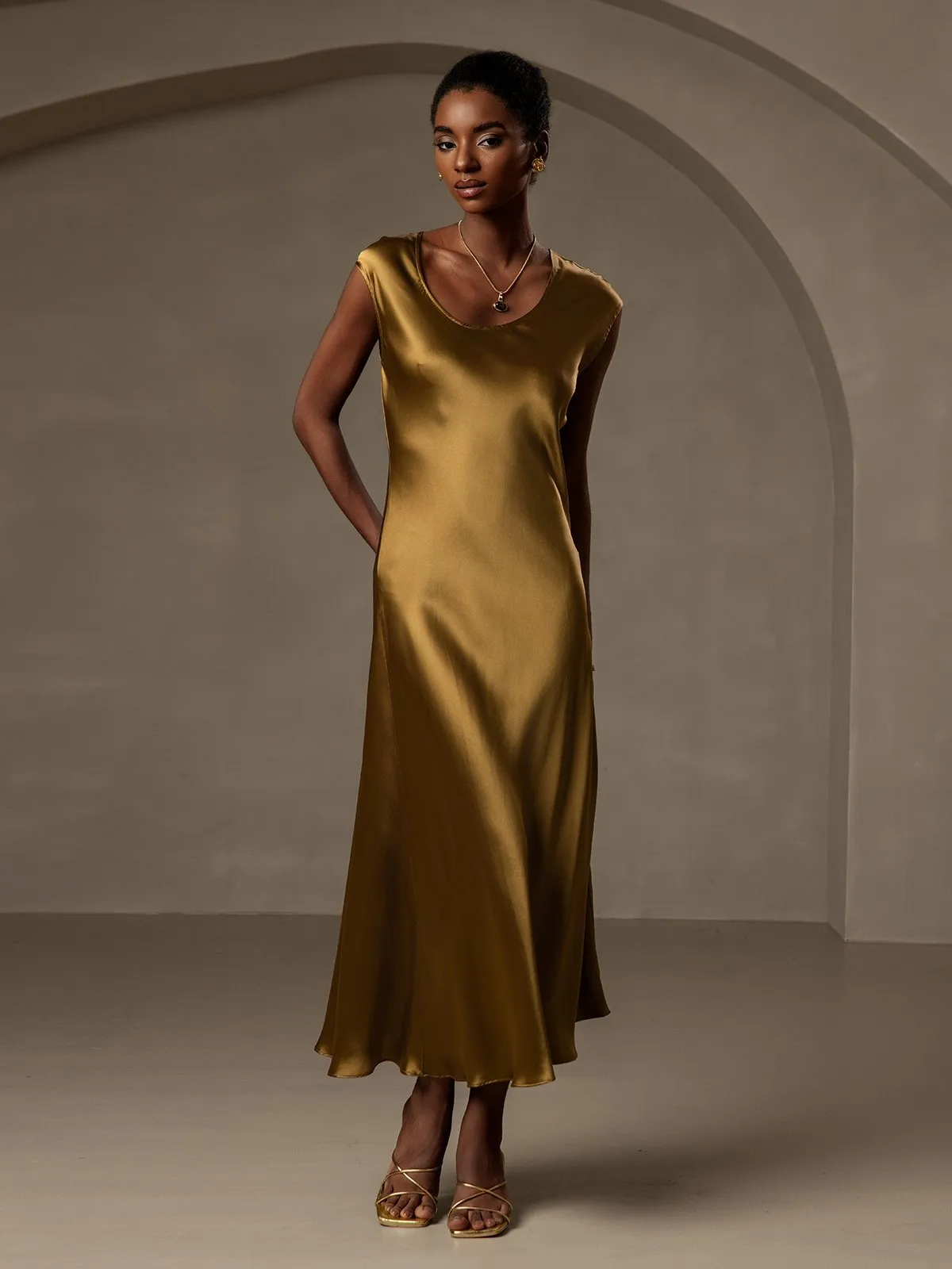 19Momme Silk Cap Sleeve Round Neck Midi Dress — image 4