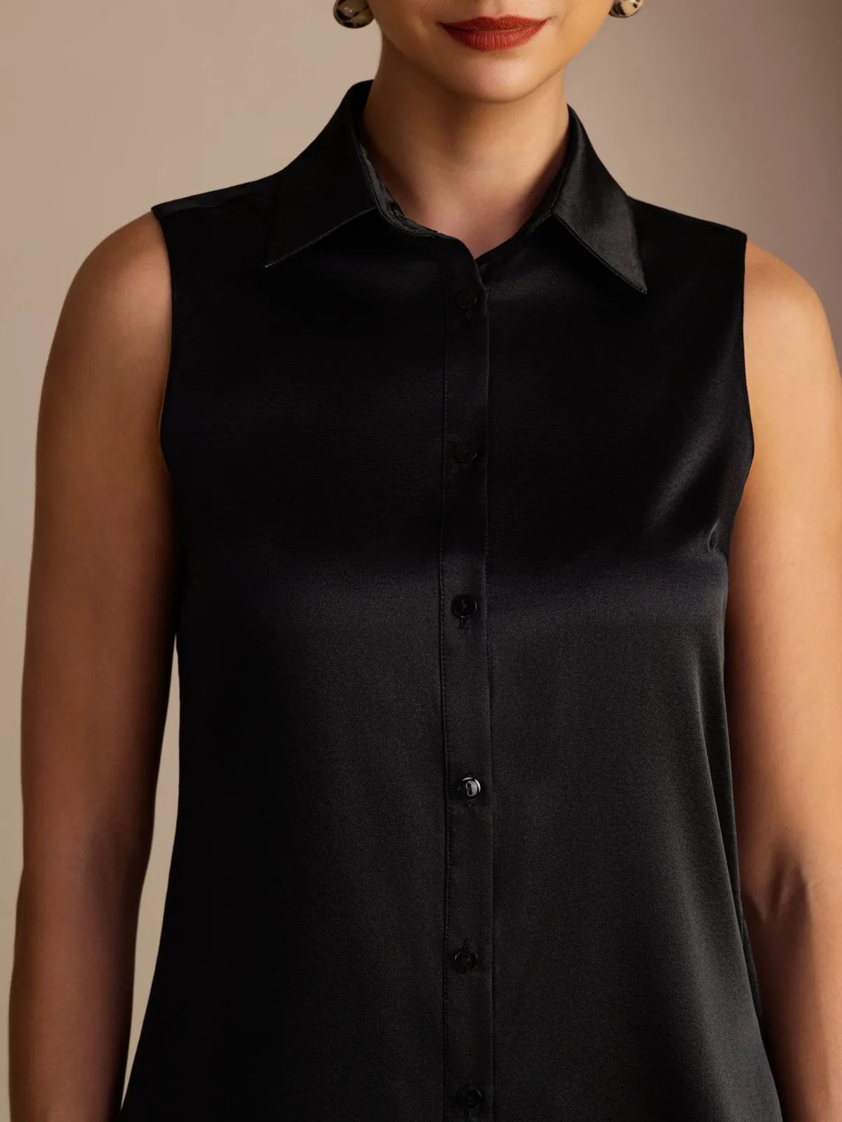 19Momme Silk Sleeveless Lapel Collar Women's Shirt with Button Up Design — image 4