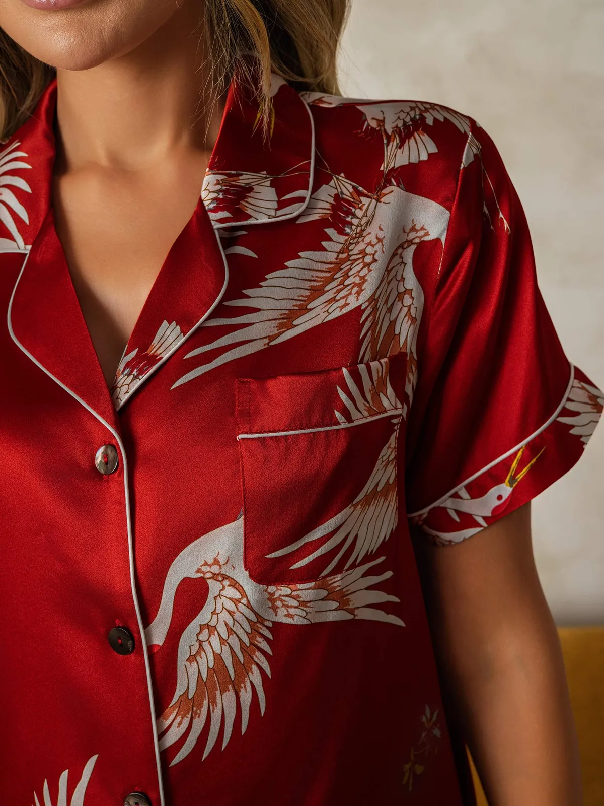 19Momme Women's 100% Mulberry Silk Crane Print Short Sleeve Pajamas Set — image 4