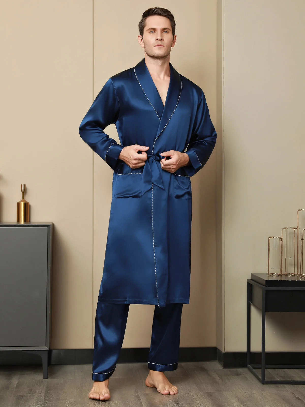 100% Mulberry Silk Contrast Piping Shawl Collar Men's Robe (Without Pants) — image 4