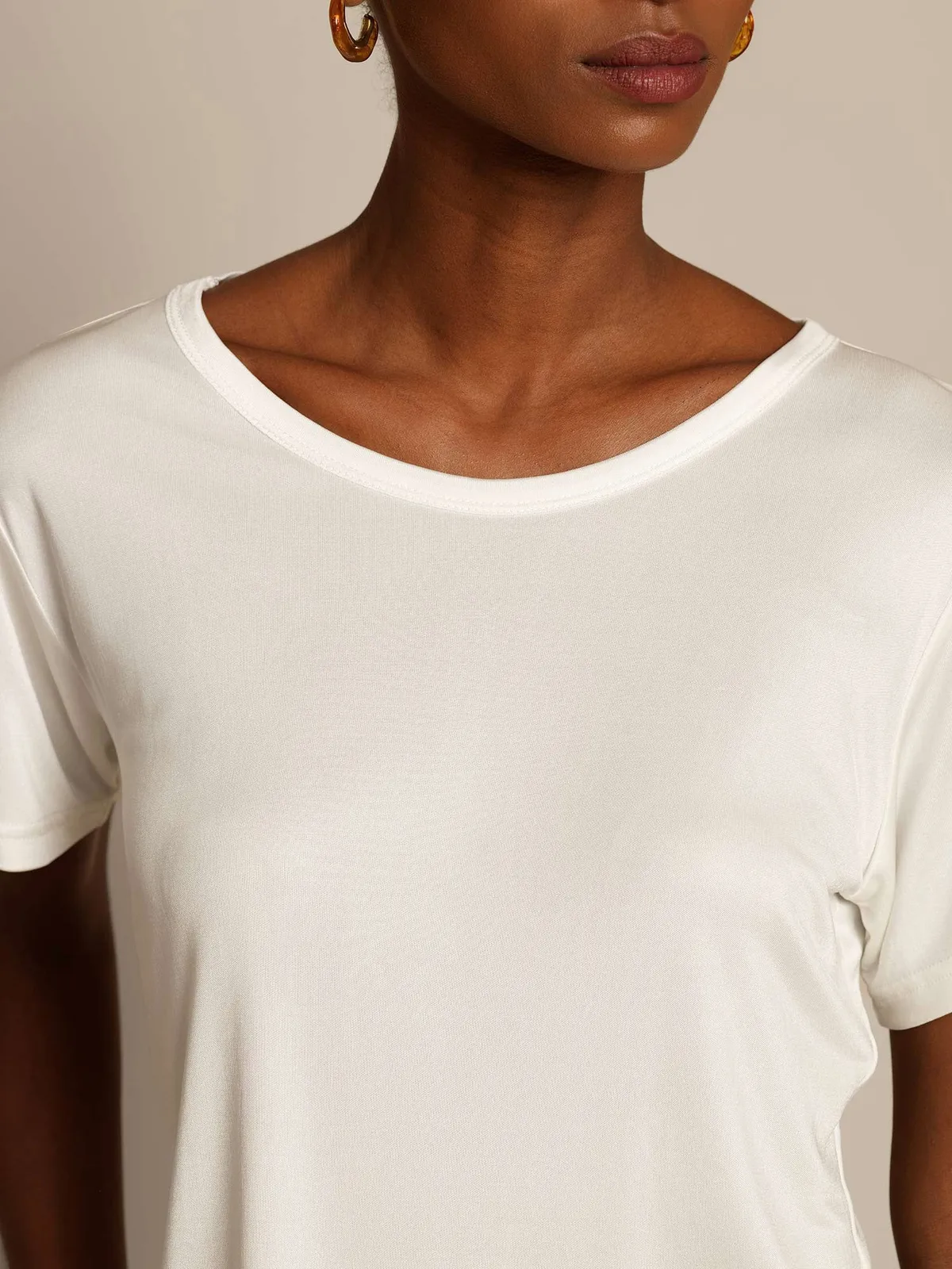 Women's 100% Mulberry Silk Short Sleeve Round Neck Basic T-Shirt — image 4