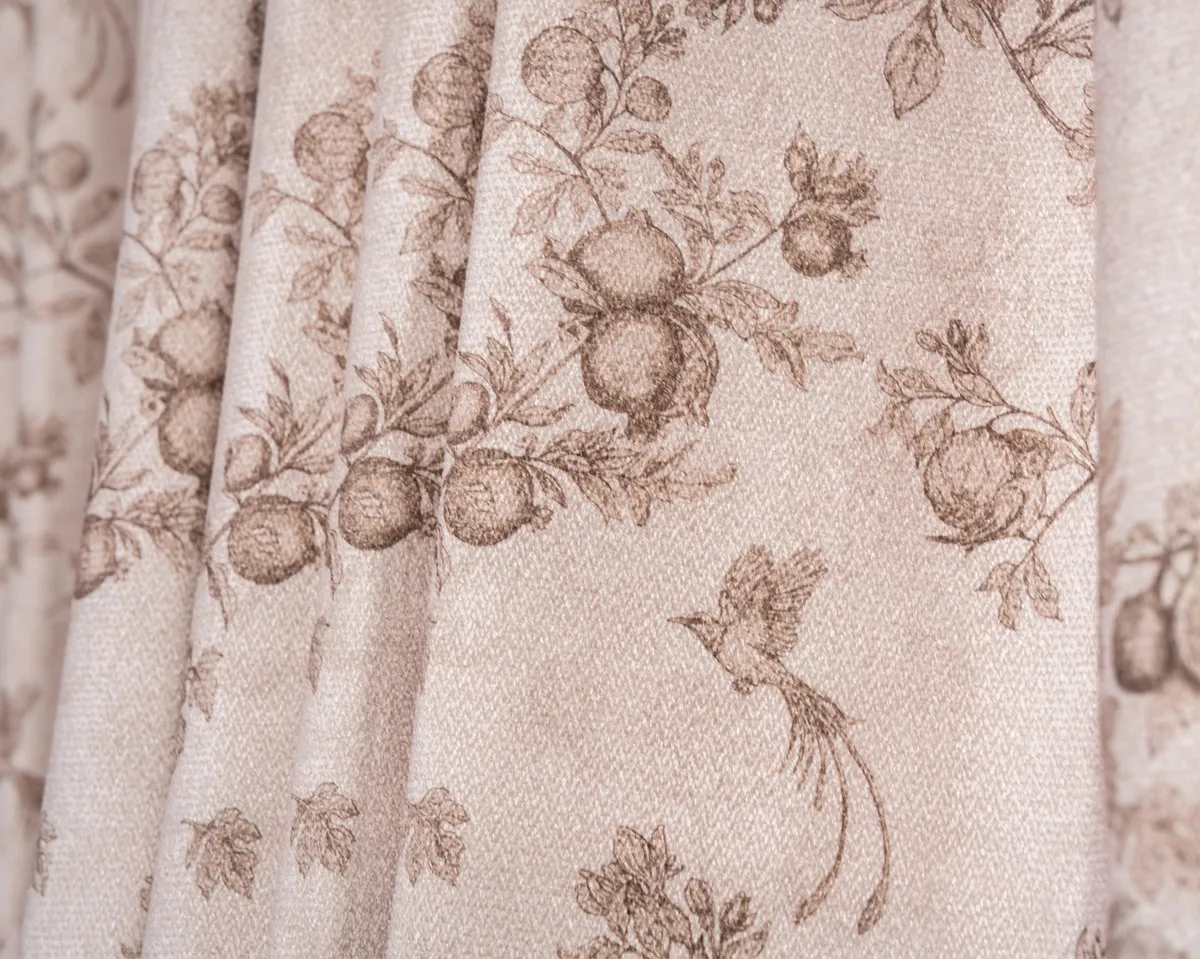 TheNottingHome x TheHues Eden Linen Blend Floral Patterned Custom Curtain — image 2