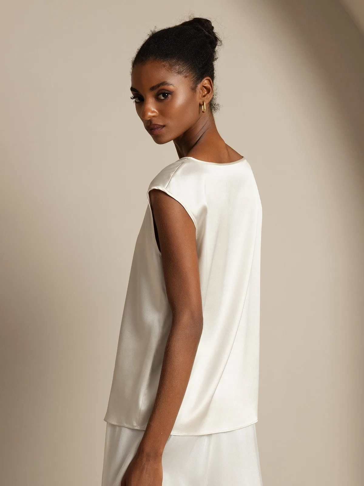 19Momme Silk Cap Sleeve Round Neck Women's Top — image 5
