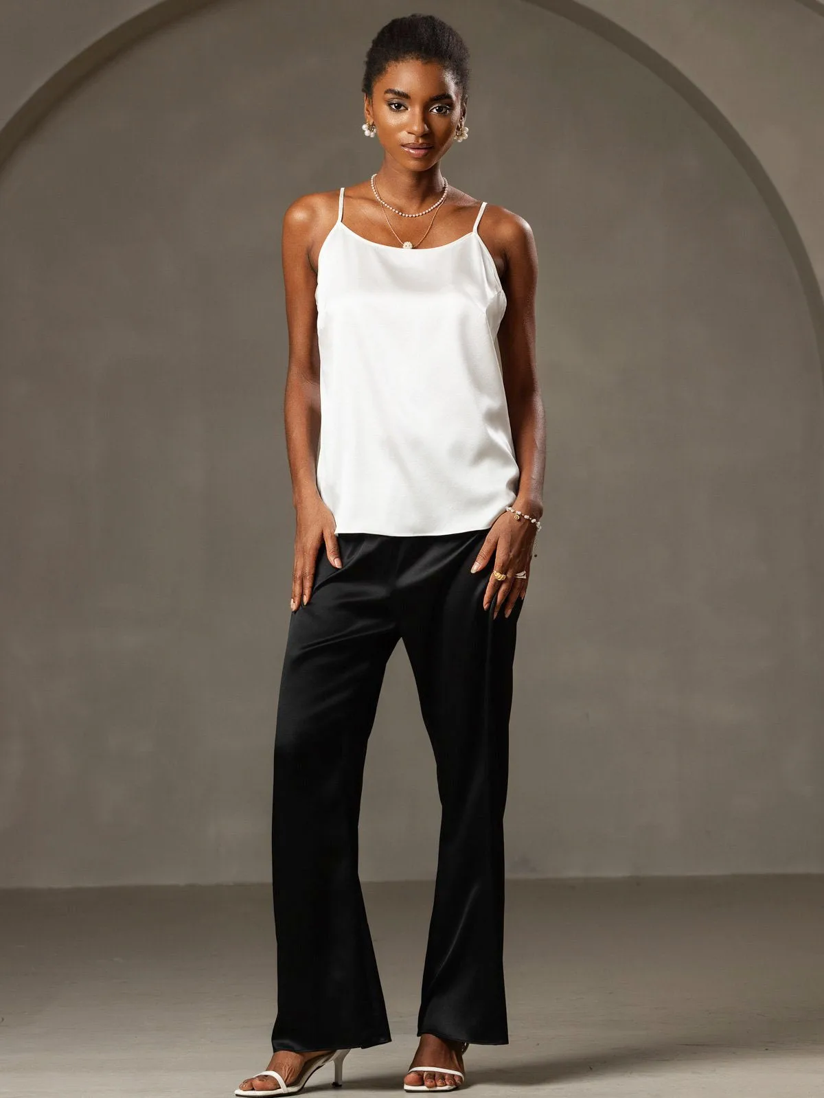 19Momme Silk Spaghetti Strap Round Neck Camisoles — image 3