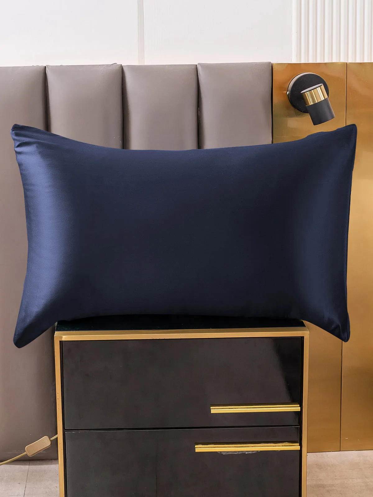 2Pcs 19Momme 100% Mulberry Silk Pillowcases Bundle - Hidden Zipper — image 5