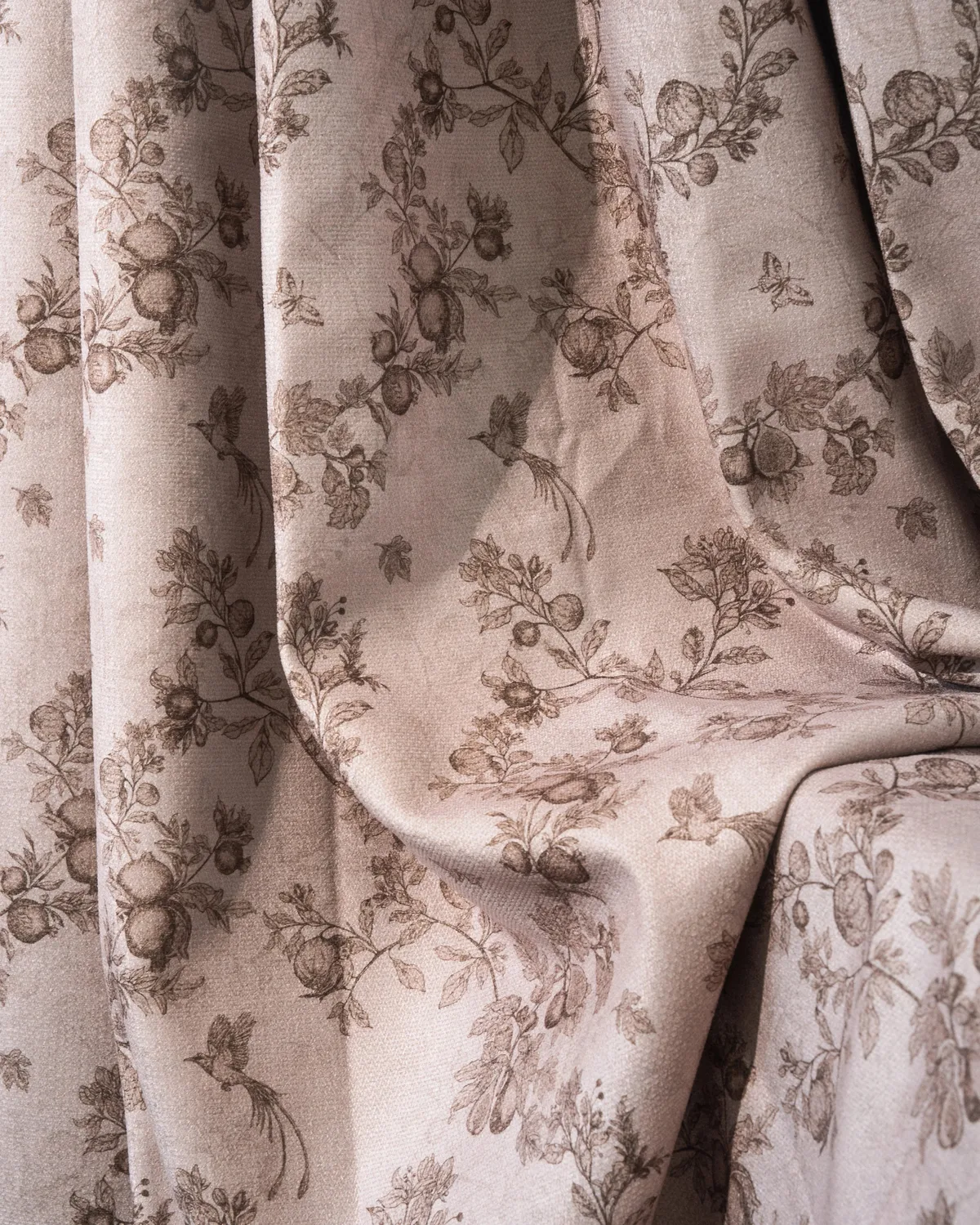 TheNottingHome x TheHues Eden Linen Blend Floral Patterned Custom Curtain — image 5