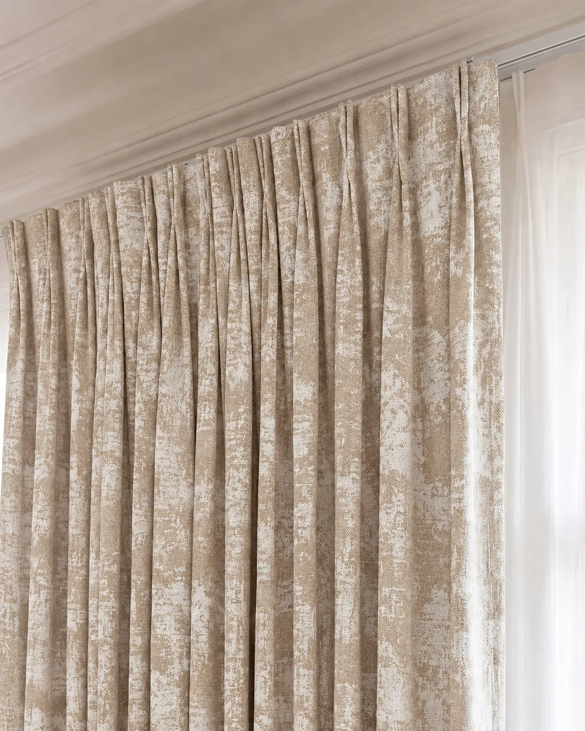 Mist 4 Layers Patterned Heavyweight Soundproof Thermal 100% Blackout Anti-Dust Custom Curtain — image 2