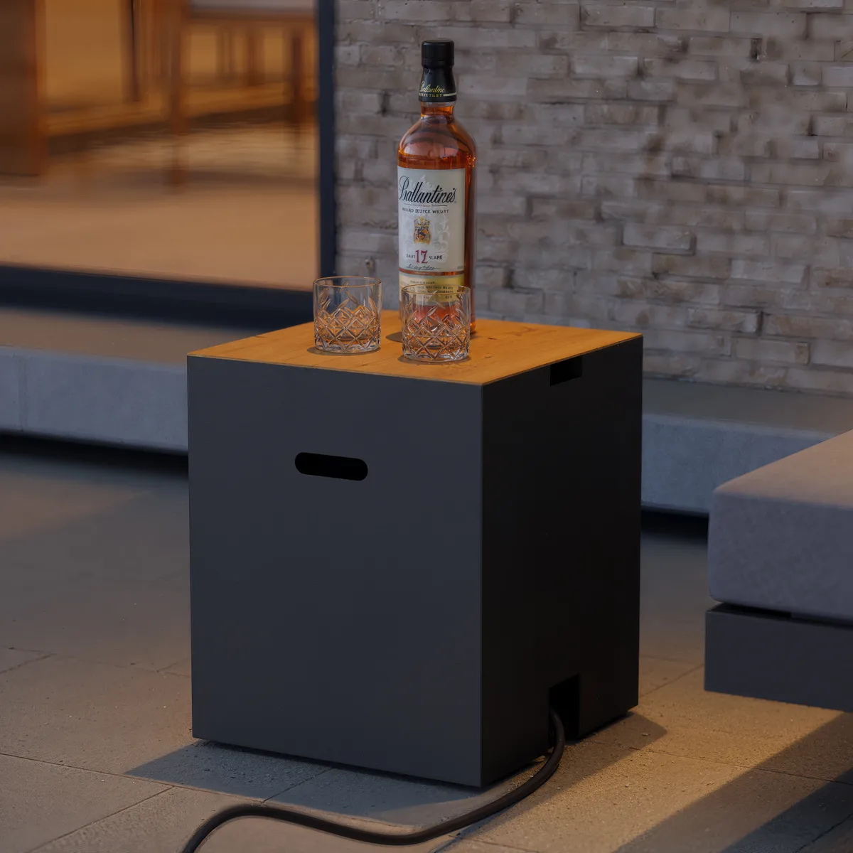 Tevara 39" Propane Gas Fire Pit Table with Glass Propane Gas Tank Cover Table — image 14