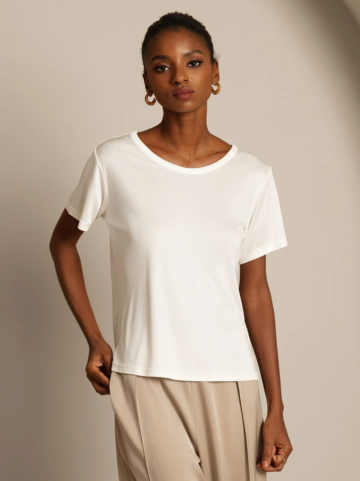 Women's 100% Mulberry Silk Short Sleeve Round Neck Basic T-Shirt — image 3