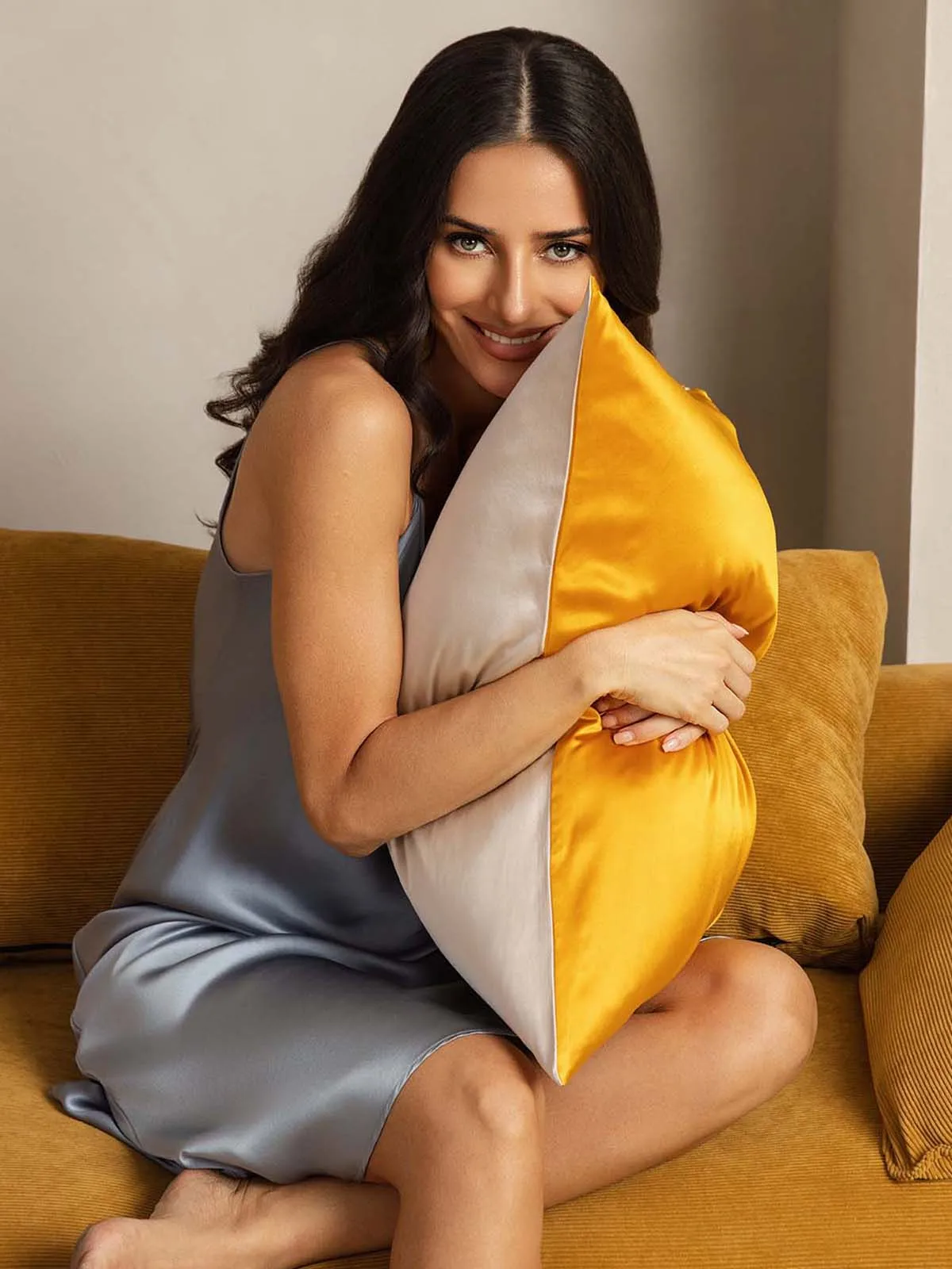 19Momme 100% Mulberry Silk Pillowcase - Two-tone Design — image 4