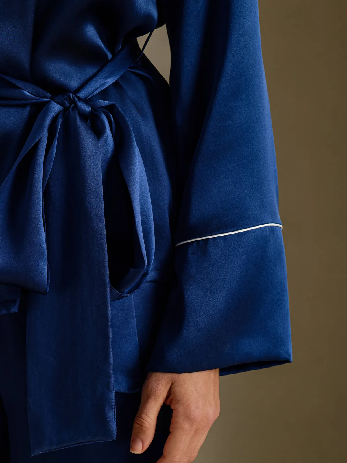 100% Mulberry Silk Long Sleeve Shawl Collar Belted Pajama Set — image 4