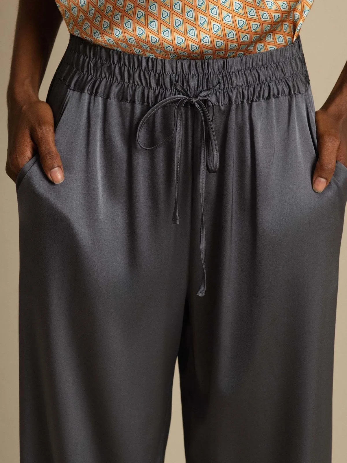 19Momme Silk Women’s High-Waist Wide Leg Pants with Shirred Drawstring Waist — image 4