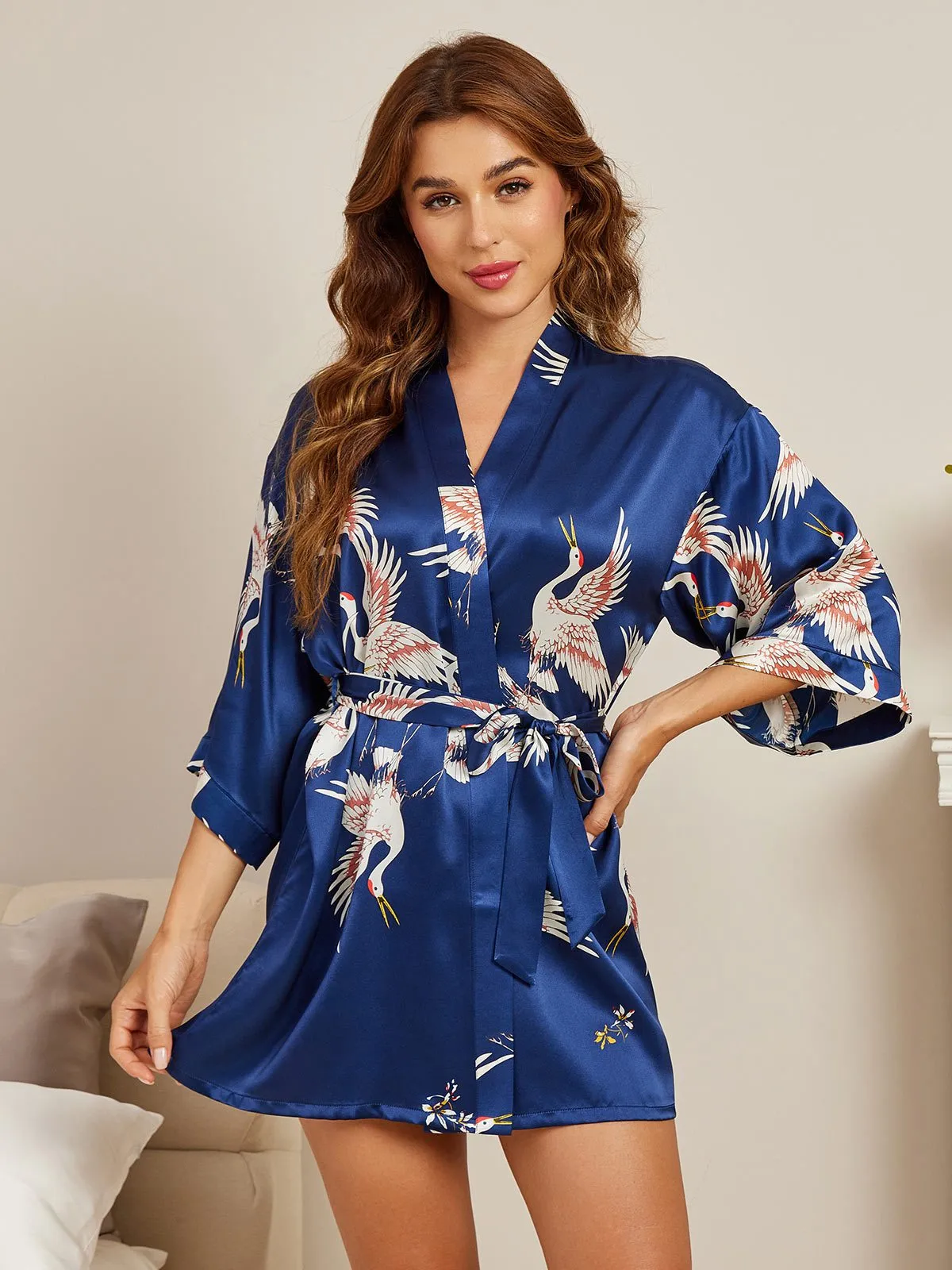19Momme 100% Mulberry Silk Crane Print 3/4 Sleeve Short Women's Kimono Robe — image 3